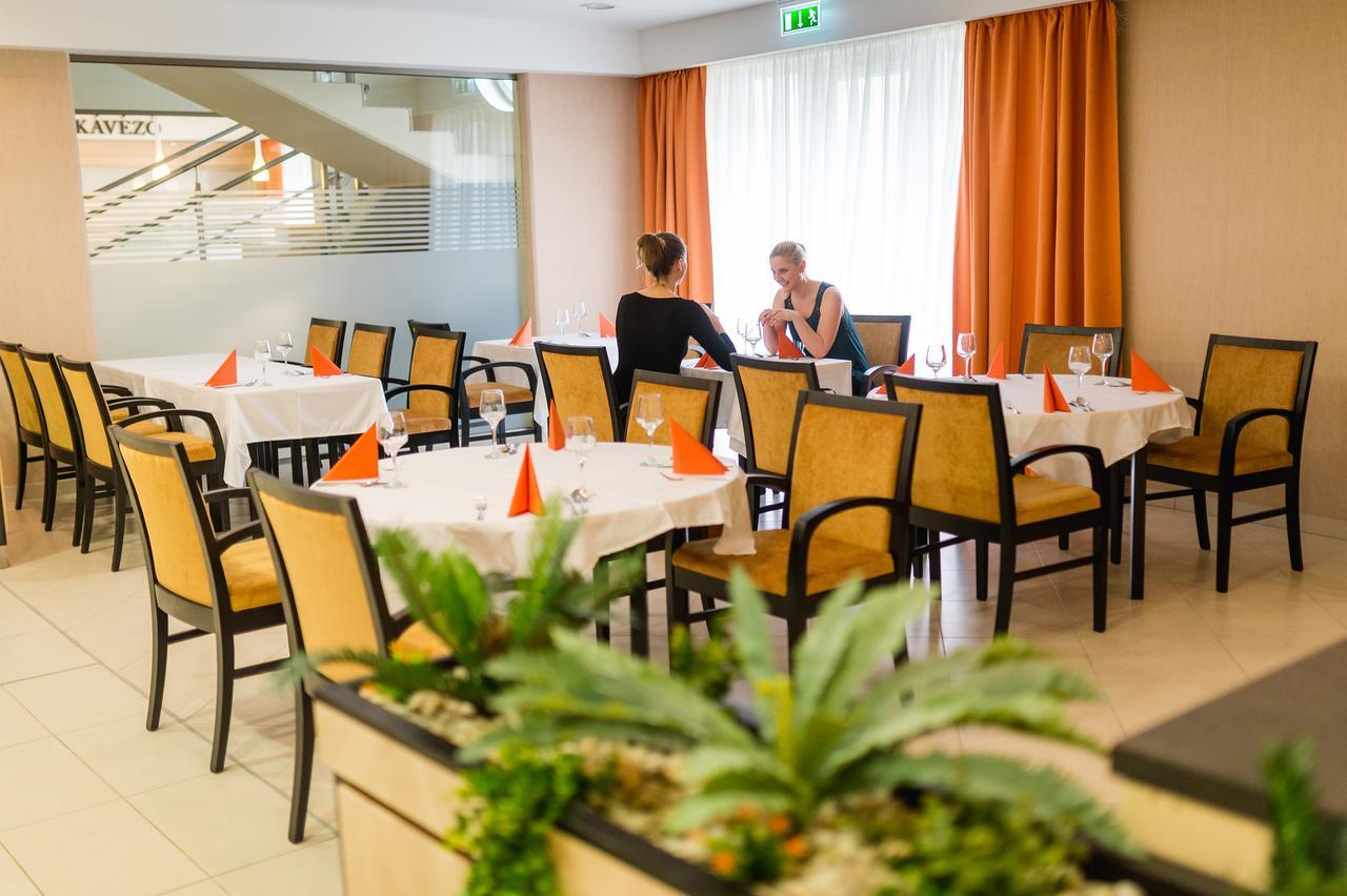 Harkányi Psoriasis Centrum Bagian luar foto
